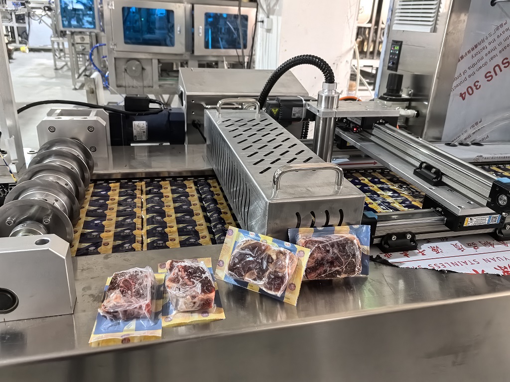 Thermoforming machine integrates efficiency, intelligence, safety, and environmental friendliness.
